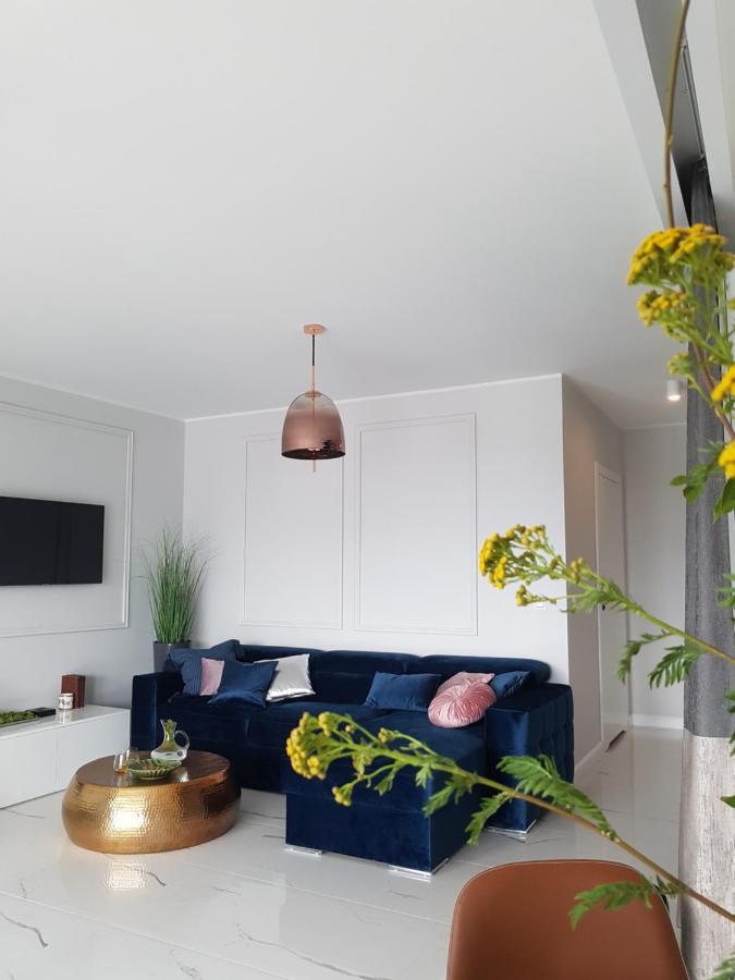 Apartament Marcelin Gold Wes Quality Suite Poznań Esterno foto